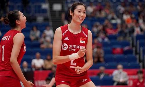 杨佳26分小朱婷_杨佳婷是谁